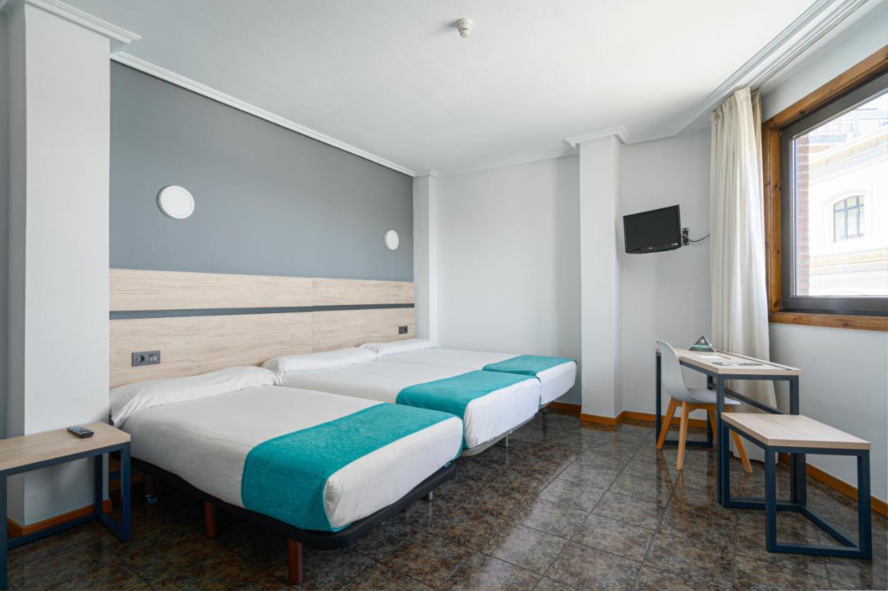 Double or Twin Room with Extra Bed,970671715:JPEG