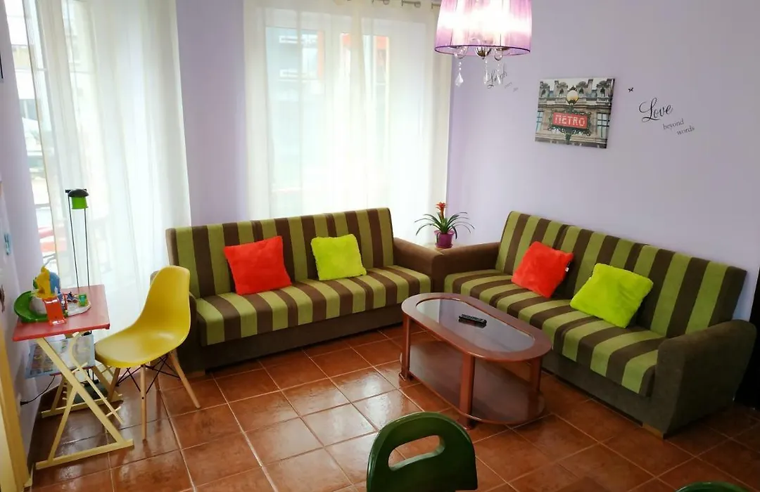 Goodhouse-1