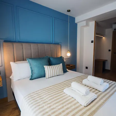 Hotel Central By Myhousespain-3